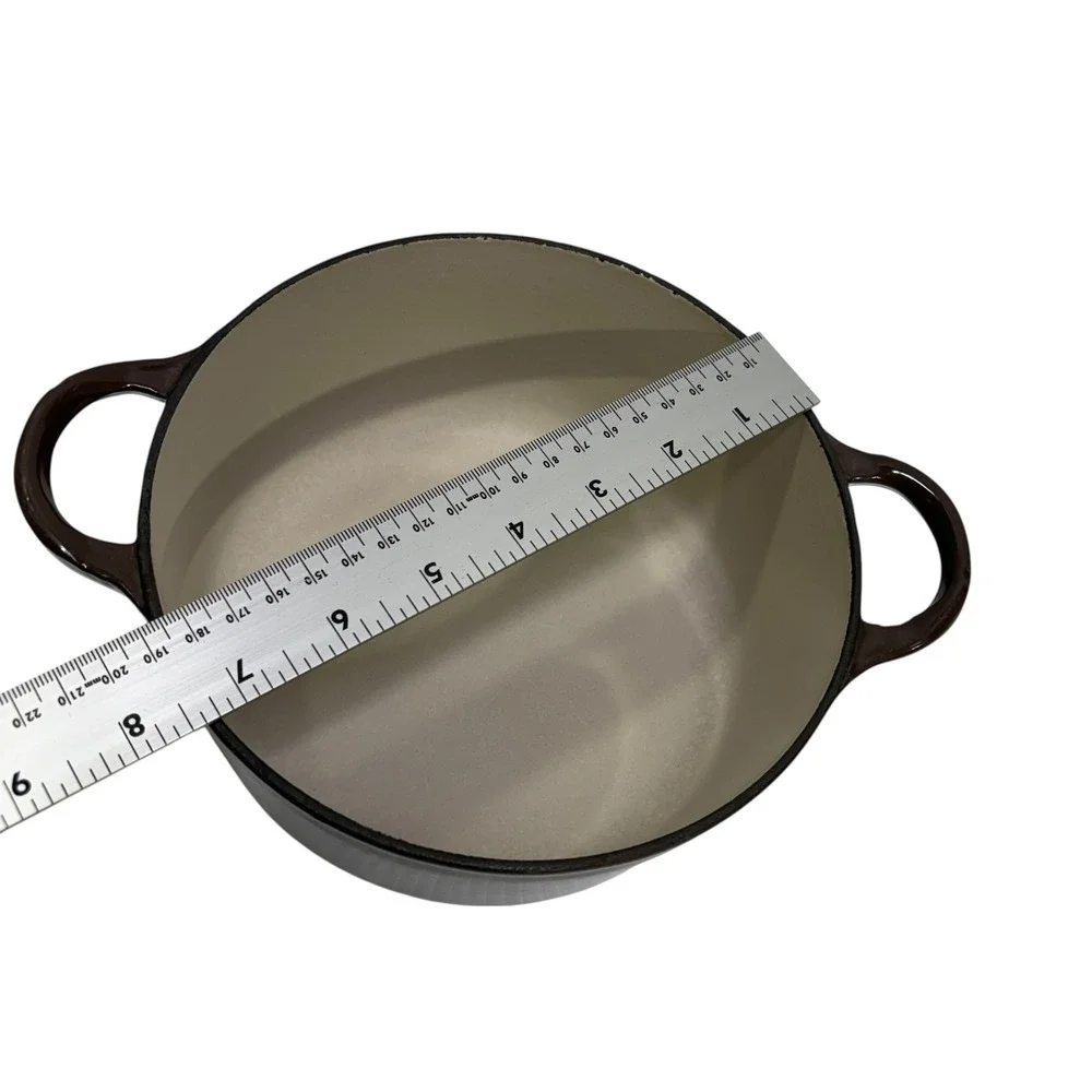 Le Creuset measurements diameter